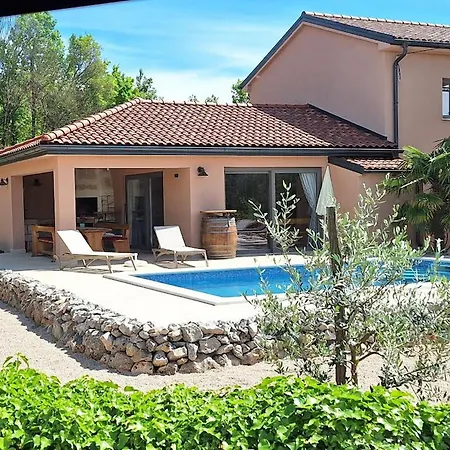 Oliveti Vila